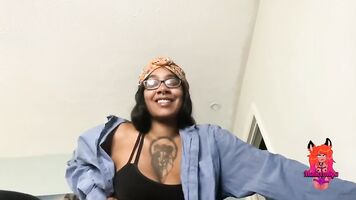 Fuck me while my boyfriend's at work